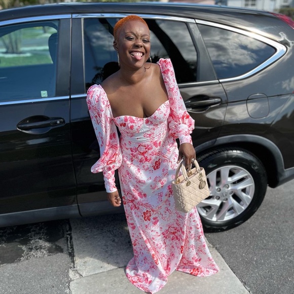 STUNNING PINK AND RED FLOWER DETAIL DRESS PERFECT FOR MANY OCCASIONS 💐 - Picture 5 of 7